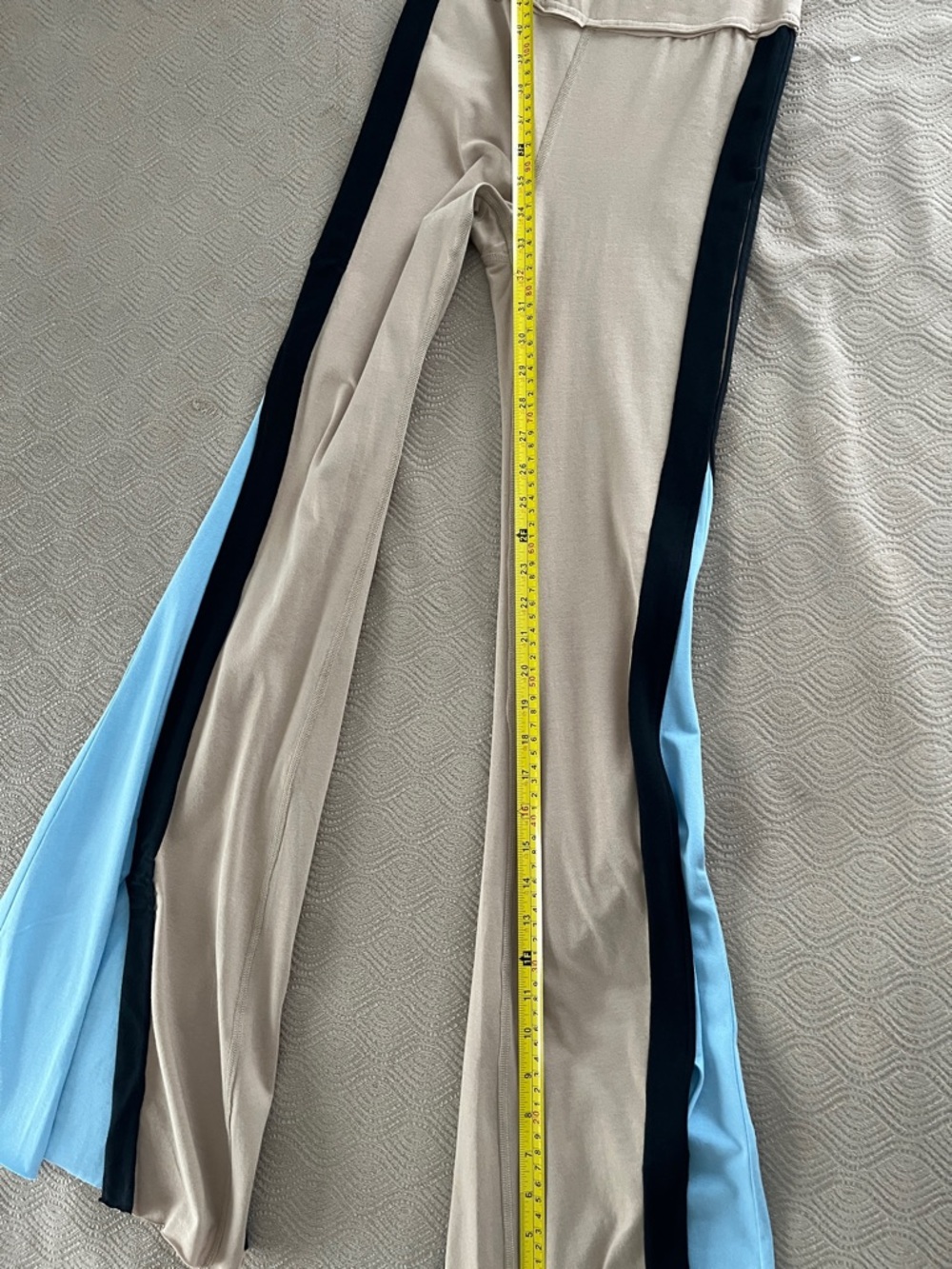 Free People Hot Shot kick flares in Beige & Light Blue size X small - Picture 11 of 15